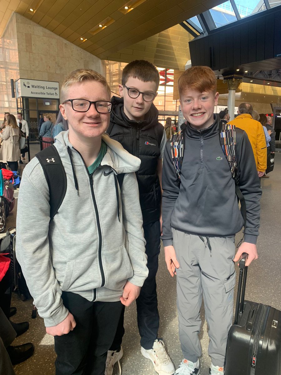 Can we have a massive show of support for these 3 brilliant S2 boys Louie Bonnar, Matthew Robertson and Lucas Quinn @StJOHS who are travelling down to Norwich today to compete in the UK final on Sunday of the Rotary Youth Speaks Debate 2024! Fidelis Ad Finem!
