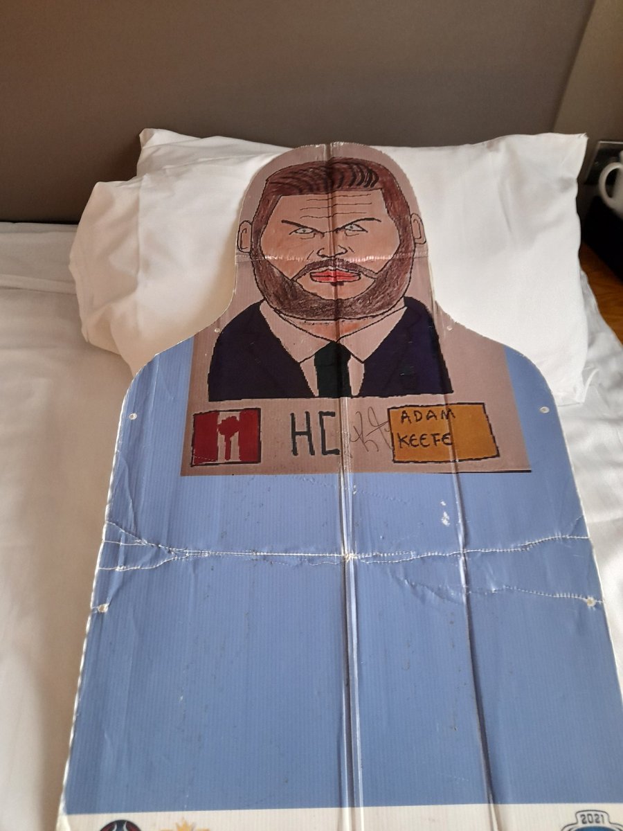 CardboardKeefe's tweet photo. Just checked into the hotel, bunkers here I come #POFW24 #cardboardkeefe https://t.co/meVAF7ccz1