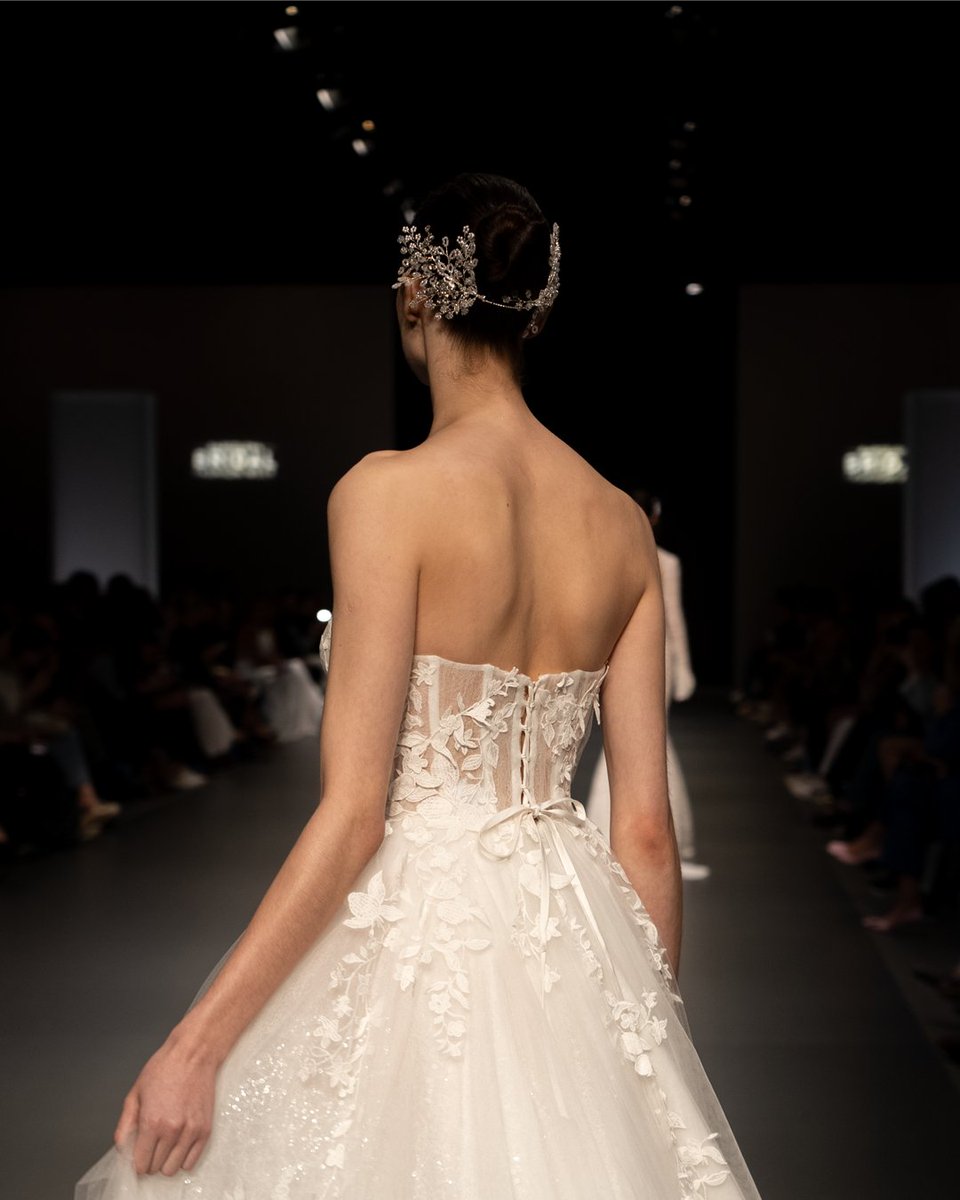 BridalBcnFW tweet picture