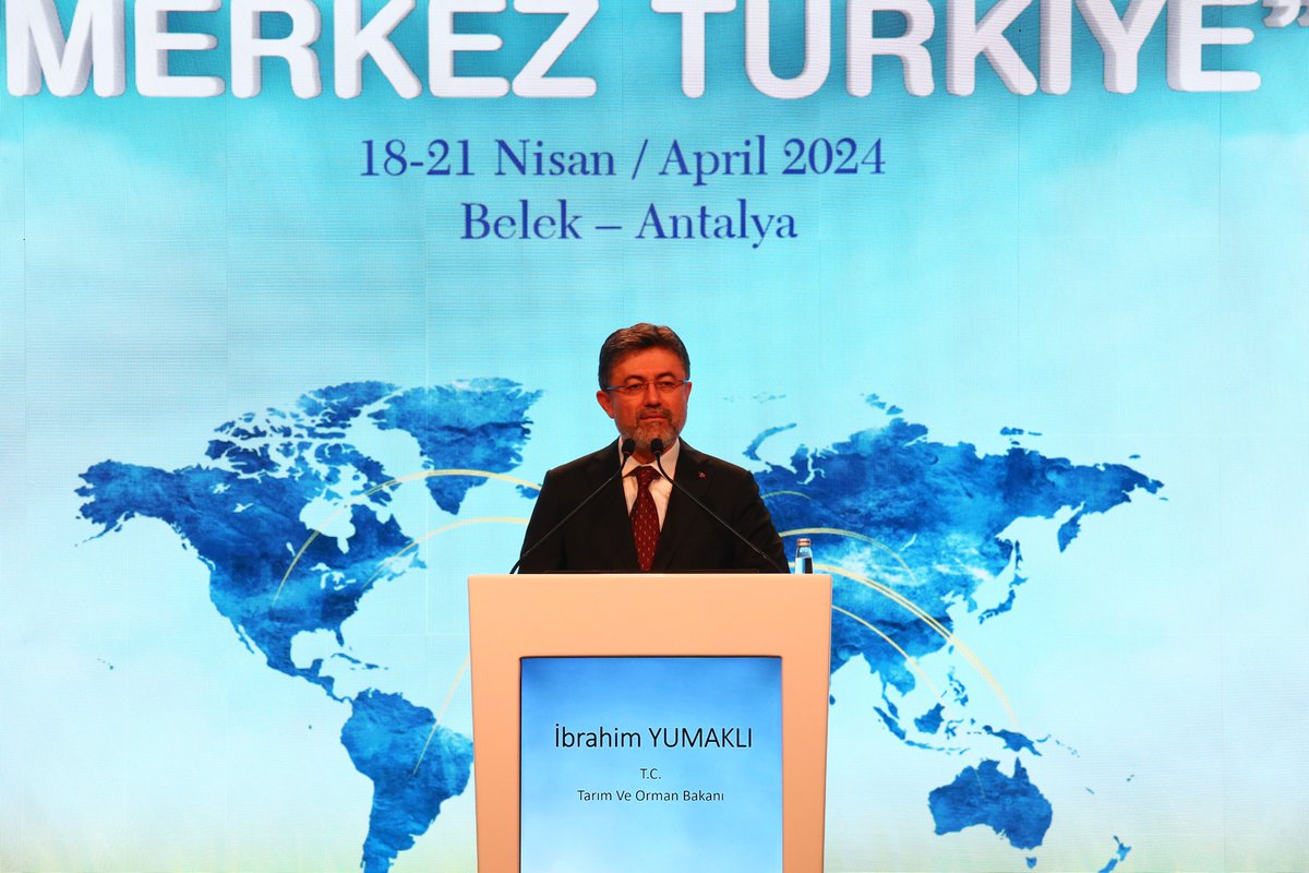 TUYEM Uluslararası Yem Kongresi ve Sergisi’nin on beşincisi Tarım ve Orman Bakanı Sn. İbrahim Yumaklı'nın teşrifleri ile  gerçekleştiriliyor. Yem Sektörünün buluşma noktası haline gelen TUYEM'e yem sektörünün tüm paydaşlarından oluşan  750 kişilik katılım gerçekleşmiştir.