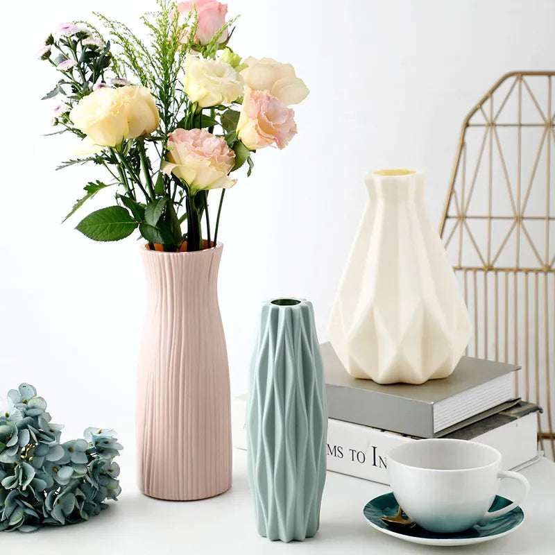 Embracing the artistry of simplicity with this stunning decorative vase. Its elegant curves and timeless design effortlessly elevate any space. 🌿✨ #DecorGoals #HomeStyle #ArtistryInDesign #fyp #homemakerscollective