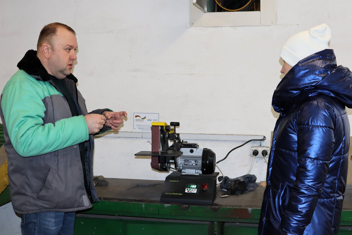 “Despite a significant drop in 🇺🇦 clients due to the war, we continue to operate, contributing to Ukrainian economy,” says Petro Myshko, managing director of a lighting company, which IOM supported with a grant, thanks to @KfW_FZ_int.