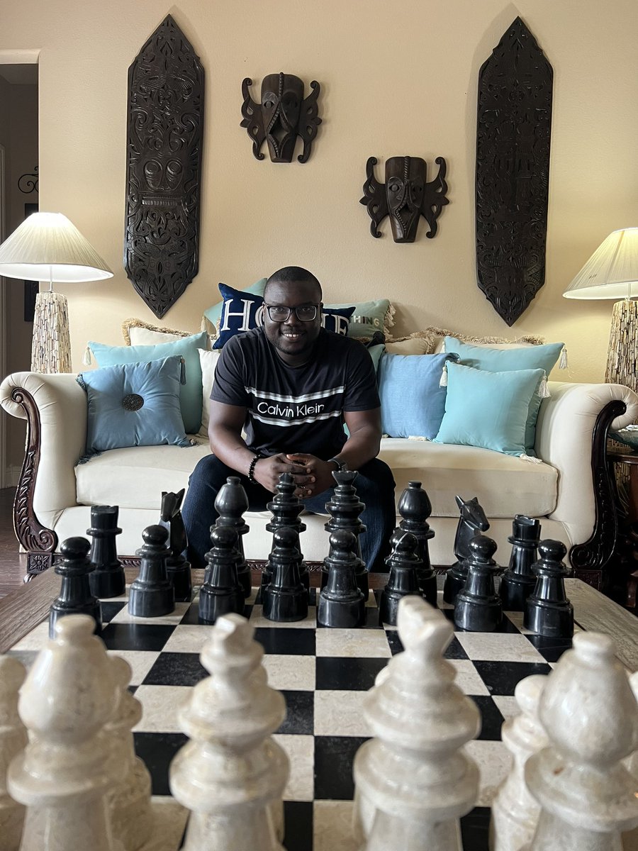 Congratulations Tunde Onakoya🌺👏🏾
Naija to the world ✊🏾
Only a King can dream this big!
Thank you for making us proud🇳🇬🫶🏾
#Tunde58hoursofChess 
#TundeChessMarathon 
#TundeOnakoya