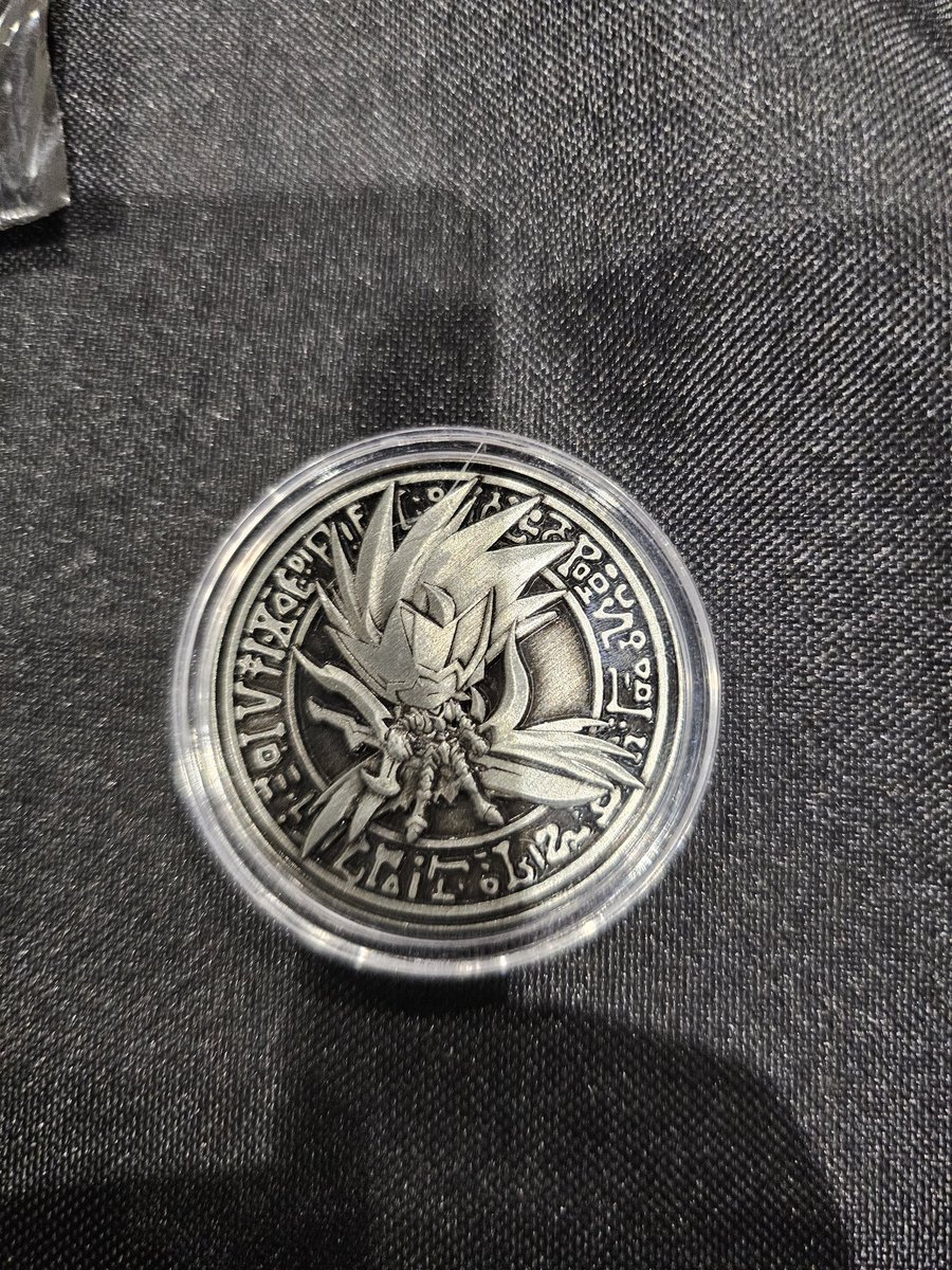 PsychoToast2690's tweet photo. My 1st ycs token 😁
#yugioh #yugiohycs https://t.co/Kxwl4n240G