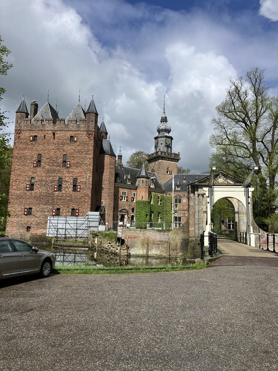 Vanochtend reikte ik op Nijenrode woorden aan die hopelijk het vertrouwen voeden dat er een weg is de leegte voorbij.