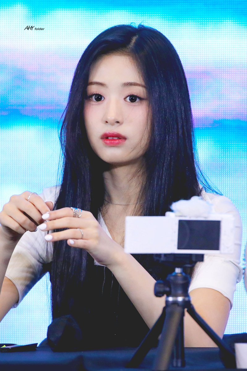 ahyfolder's tweet photo. 240413

#아현 #AHYEON
#베이비몬스터 #BABYMONSTER https://t.co/LYDlunOKgQ