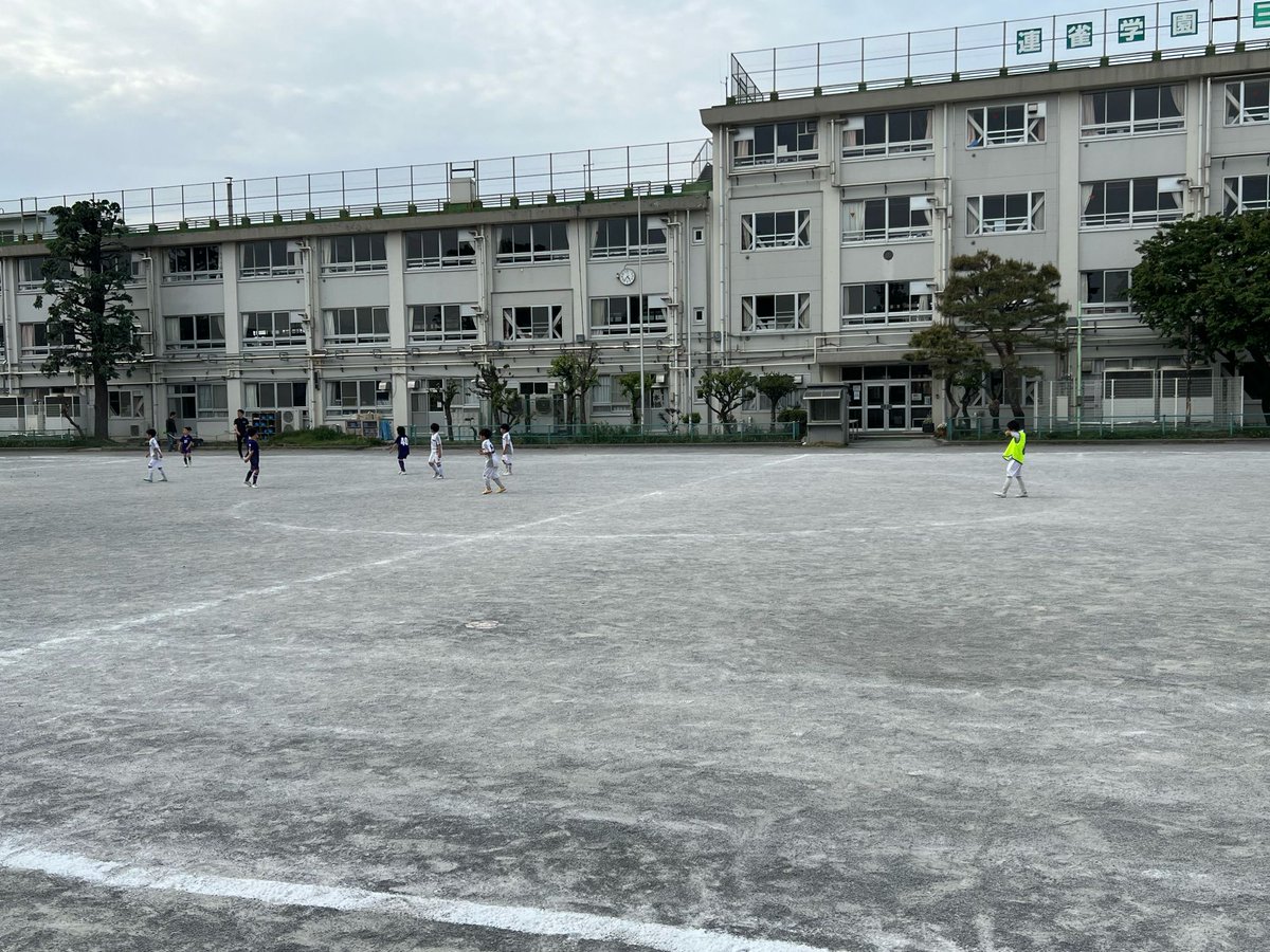 mitaka5sc's tweet photo. 2年
マロンテラスCUP 初戦!
臆することなく勝利!いいGameでした!
午後はFCみたか04さんとTRM。
テーマに真剣に向き合い、良いTRができました。
FCみたか04さん、ありがとうございました!
#三鷹 #井の頭 #少年サッカー #三鷹五小 #三鷹五小サッカークラブ #9B #5SC https://t.co/CTF5aPO6o4