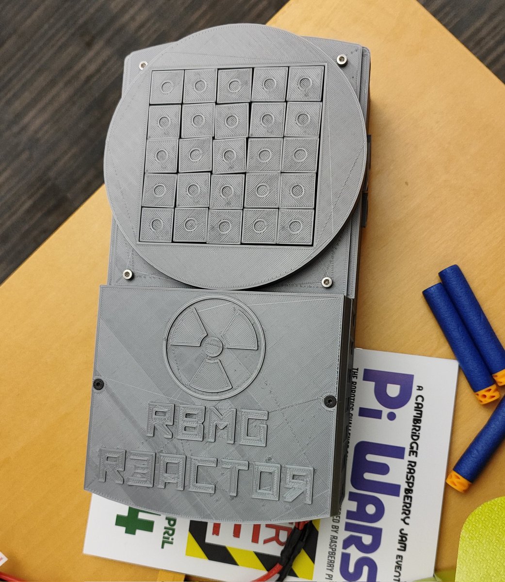 This was fun! Graveney Robotics Club's Reactor is a series of rods, yes like a nuclear reactor. The rods move up and down and are remotely controlled via @microbit_edu Under the hood, a Pi pushes the rods to spell out words. Outstanding! @tomshardware #piwars