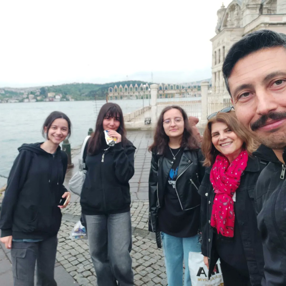 fatiherdogan79's tweet photo. Okulumuz öğrencileri ile İstanbul Teknik Üniversitesini ve  İstanbul'un tarihi, turistik yerlerini gezdik. https://t.co/GUVeP8qgyN