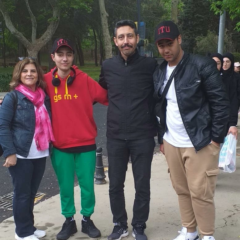fatiherdogan79's tweet photo. Okulumuz öğrencileri ile İstanbul Teknik Üniversitesini ve  İstanbul'un tarihi, turistik yerlerini gezdik. https://t.co/GUVeP8qgyN