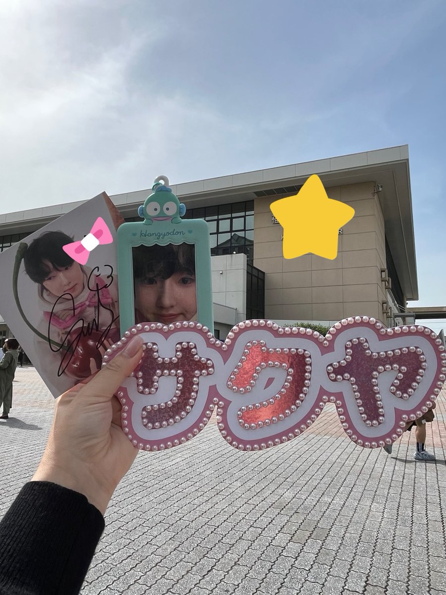 ____neocity's tweet photo. NCT WISH 4/19 福岡 個別サイン会 サクヤ レポ

🥐サクヤ
🚑私（会場入る前から腰痛くなったので🚑）

最初の頭眺めてる時間、無駄にしたようなしてないような、、、
サクちゃん目合った瞬間 可愛いって漏れちゃった笑 https://t.co/E8CM23uxu8
