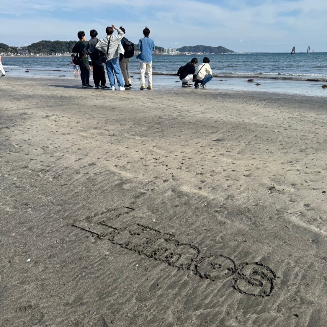 lumos_program's tweet image. 【新歓レポ】
先日、まち歩き・ご飯会で鎌倉に行ってきました⛩️  
小町通りで食べ歩きをしたり🍡大仏見たり、
海ではしゃいだり🌊✨
初めて対面で新入生に会うイベントで、私たちも楽しかったです！！

説明会も、対面イベントもまだありますので是非💪

 #春から横国 
#HelloLumos