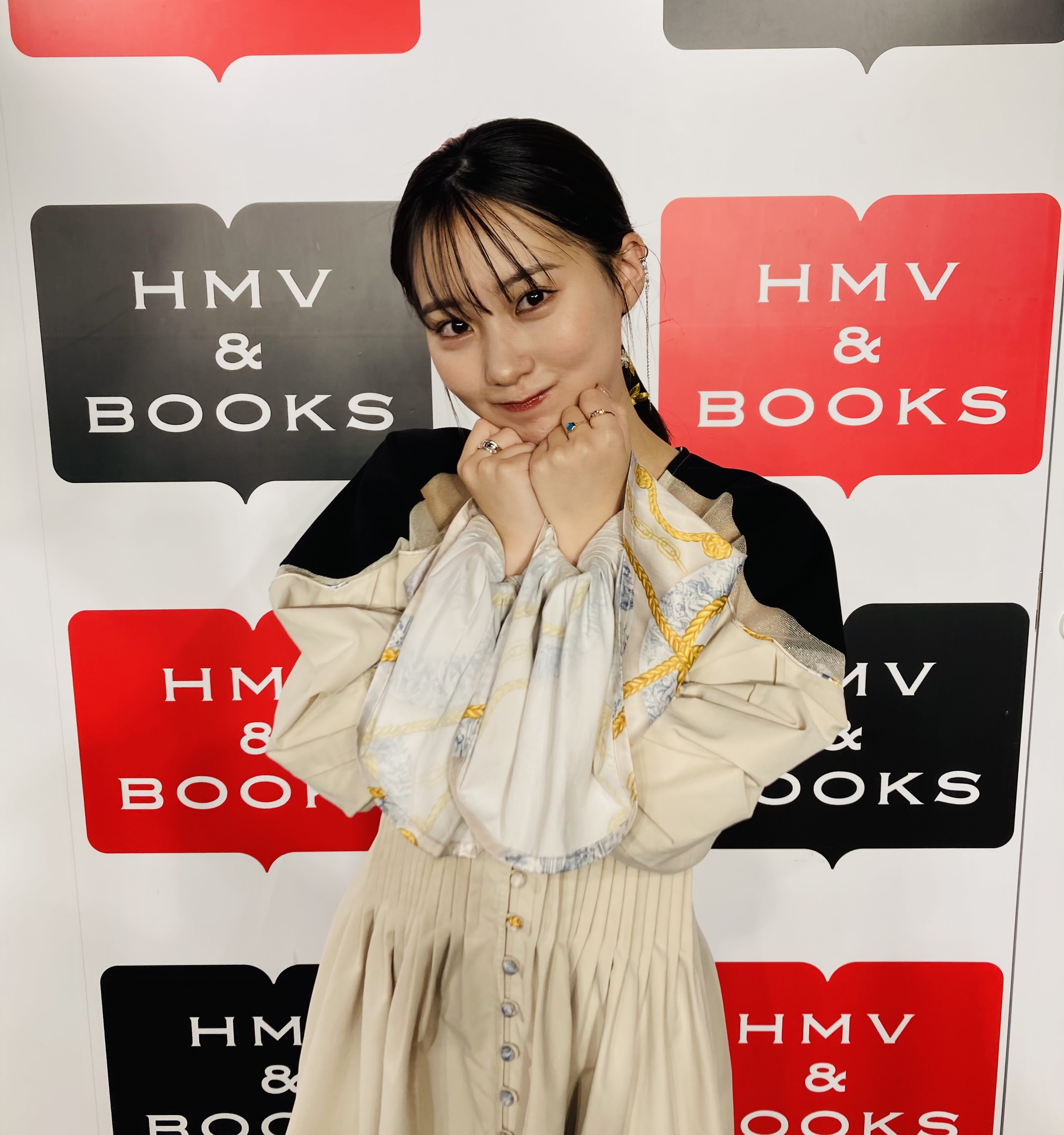新品未開封】田中美久 2025年卓上カレンダー 直筆サイン