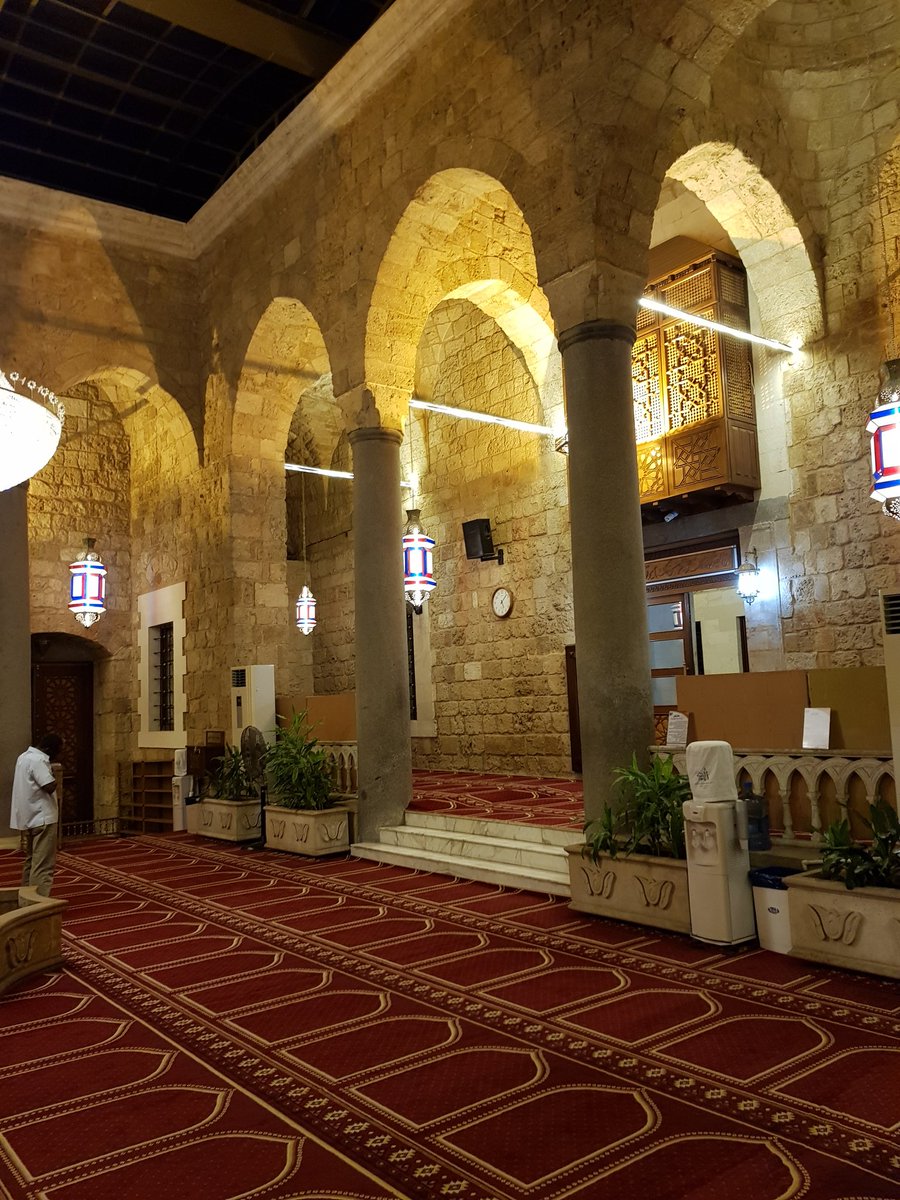 bluebird00010's tweet photo. The Prince Monzer #Mosque is a beautiful in #Beirut #Lebanon
The religious focal point of the communities that live there it maintains the air of reality that so many religious sites loose it when they begin to be oriented towards tourists
#Beirutcity #islam #muslim #ilovebeirut https://t.co/HMwwDnWWx4