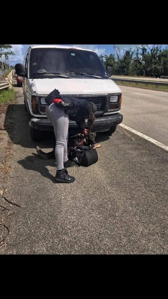 michelle0007's tweet photo. Todo es risas y diversión celebrando el 4/20 hasta que el K9 te marca el carro 💁🏽♀️
#aguantaeltorque
#chambea
#dilenoalasdrogas
Buen día https://t.co/Ox8BmYmASU