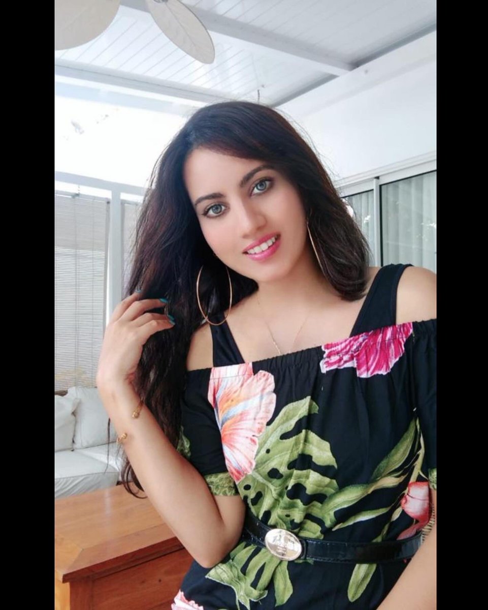 soniashukla09's tweet photo. #soniashukla #trend #OOTD https://t.co/Okk95NF4lA