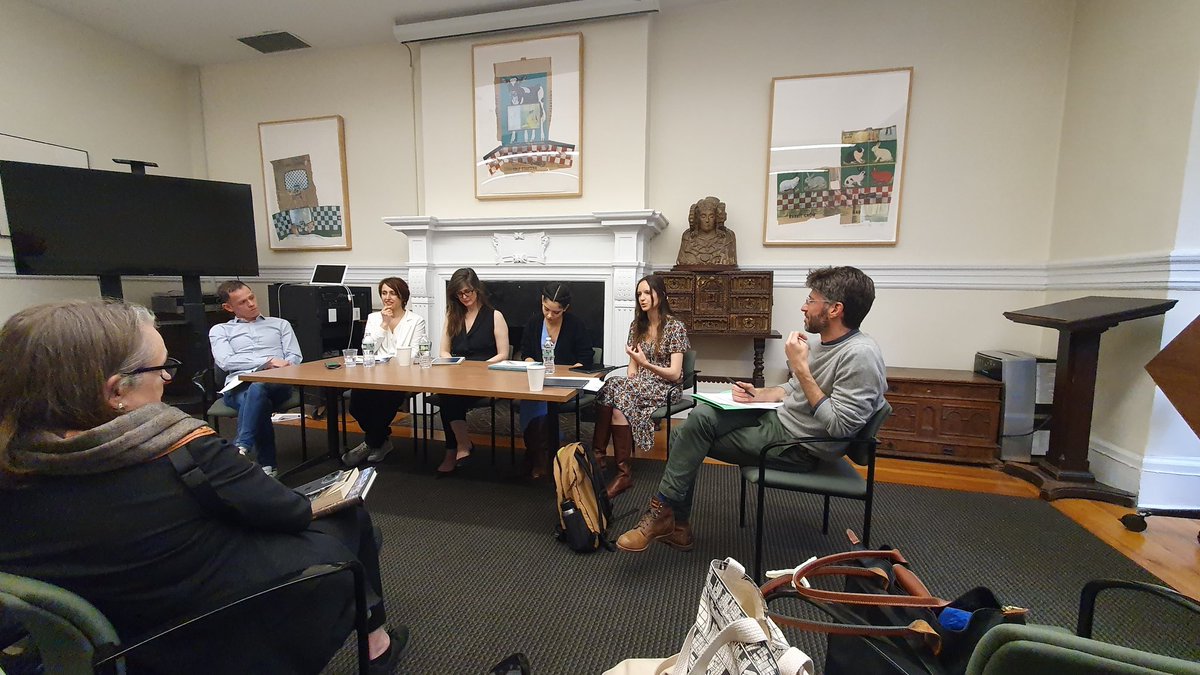 Interesante encuentro en @Columbia discutiendo sobre el futuro de los museos y los discursos decoloniales, entre otros aspectos. Gracias a Seth Kimmel y su departamento por la organización. Aprendí muchísimo, 3 horas se intenso intercambio de ideas