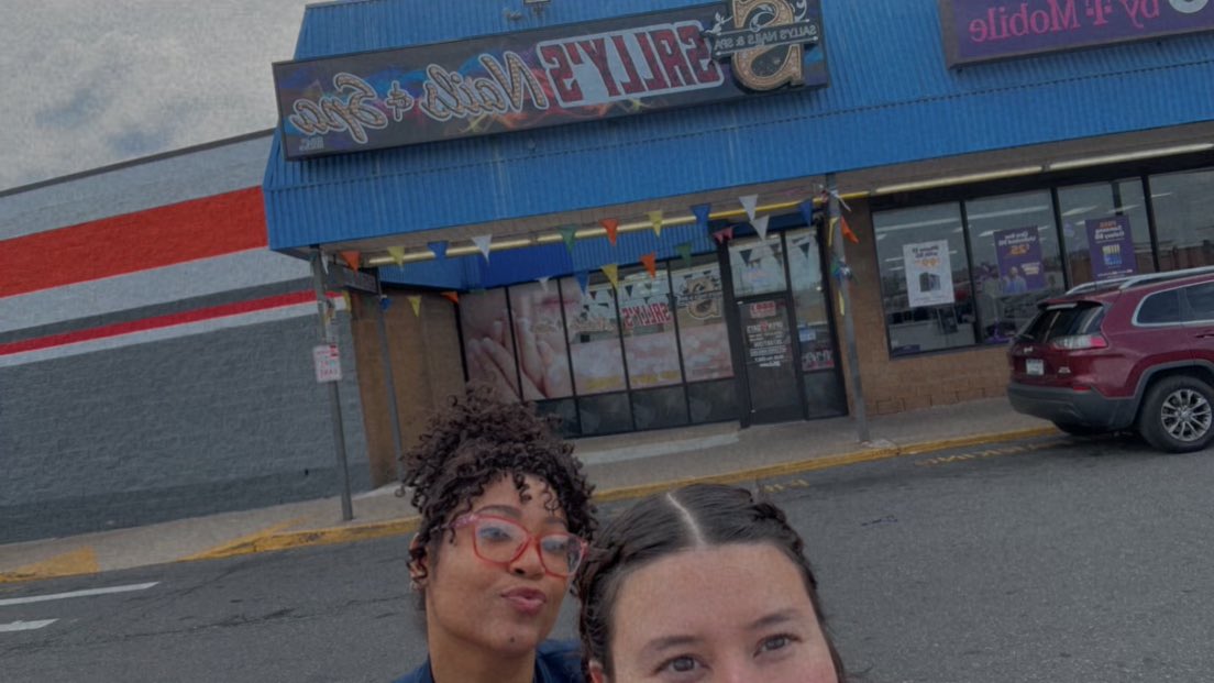 ATTPaolaS's tweet photo. Aramingo attacking our weekly verticals. Nail Salon Edition!!!! 💅 
@marmolejos_nick  @bmf19149
#LifeatATT  #PVE https://t.co/MeSudPNmMH