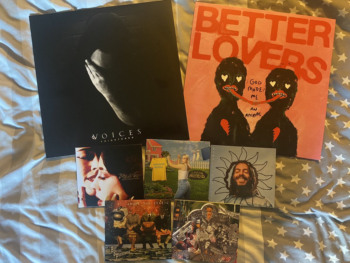 It’s been a good week for my music collection (yes, I buy both CDs and vinyl records) picking up @BobbyVylan @lauranhibberd @betterlovers @BarPreachers @syscband @MerylStreek and Voices. Good mix of new releases and new discoveries.