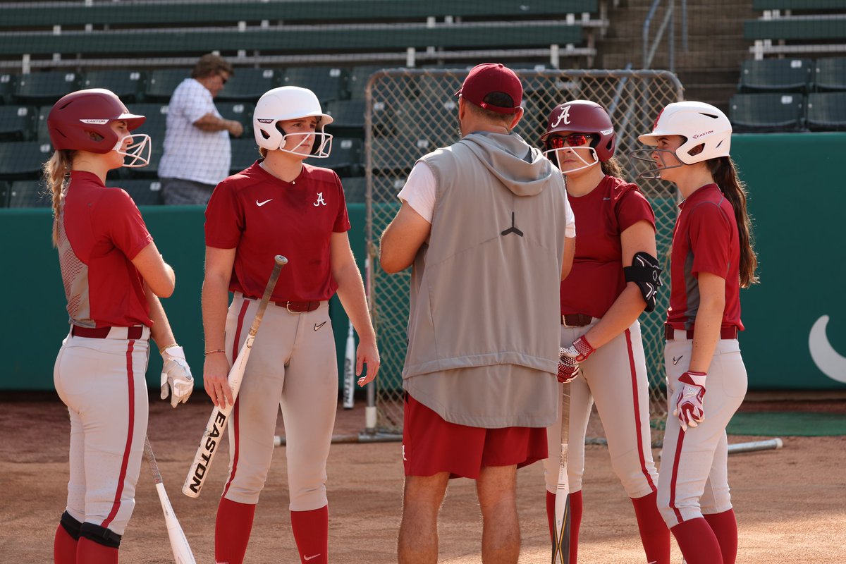 HAPPY @NFCAorg DAY! Grateful for this organization which provides thousands of coaches many opportunities to improve their craft each year. My staff and team say thank you!