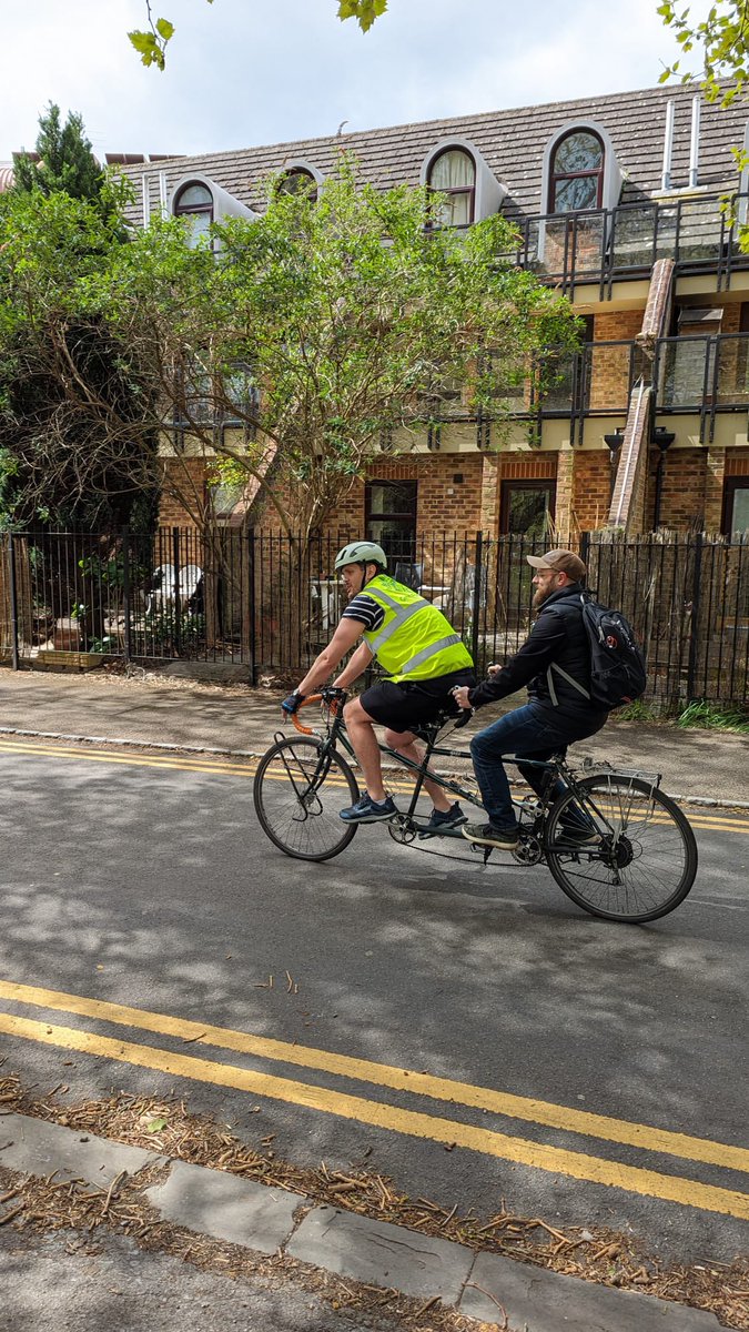 @tomfooled @DaveJMcElroy @ReadingLibDems @reading_greens We were so impressed you 2 for turning up and trying the tandem. This is a cross political issue and we’re so glad you decided to talk to people.