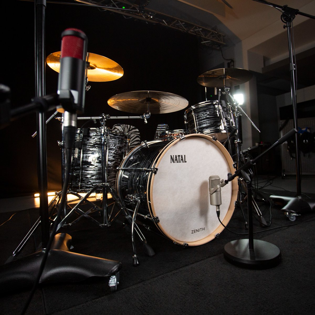 Looking good under any spotlight, Zenith brings all the personality in one compact, complete package. #NatalDrums 🥁🖤