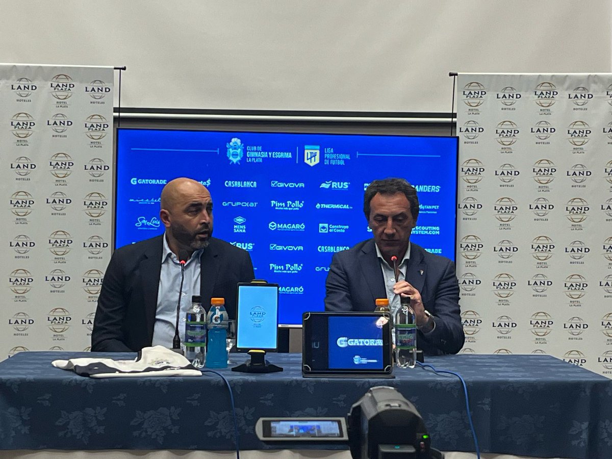 Cracks Del Sur tweet media