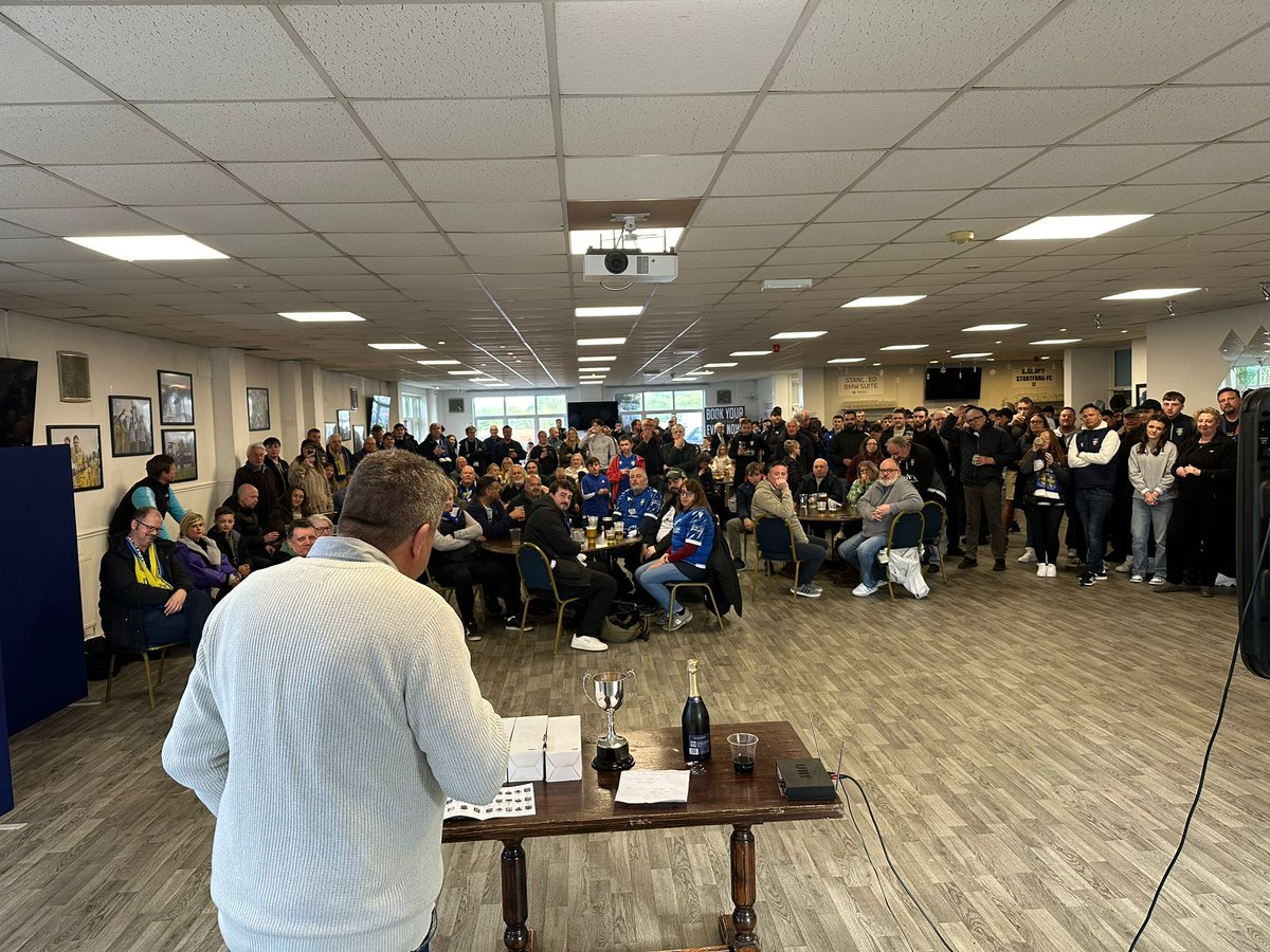 An emotional Steve Smith pays tribute to the club's terrific volunteers.

#AllezLesBleus 🔵⚪