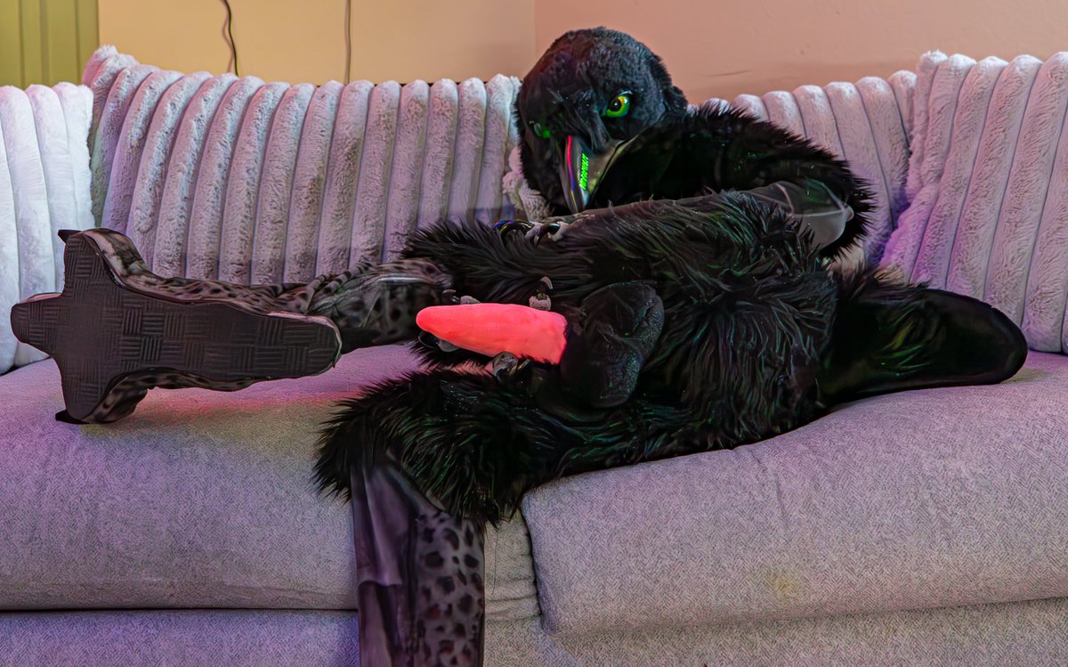 Happy slut-it-up Saturday #softsuit #softsuiter #NSFW