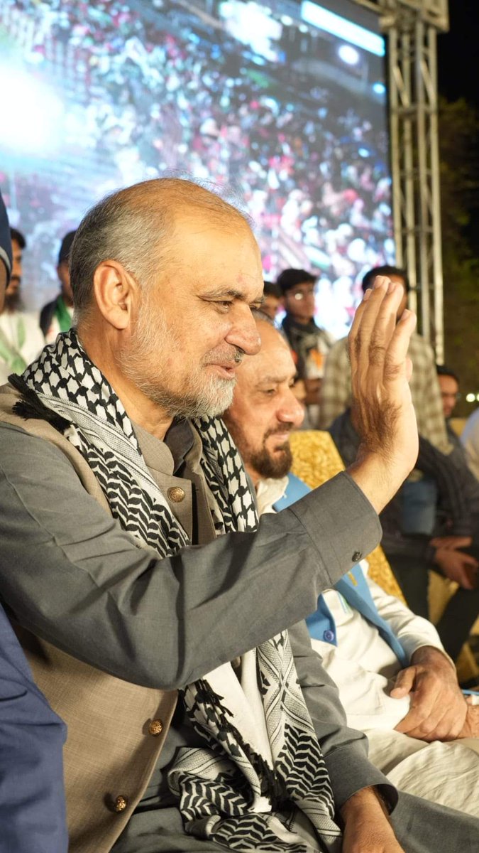 KarachiJamaat's tweet photo. امیر جماعت اسلامی حافظ نعیم الرحمن لبیک یا اقصیٰ پروگرام میں پہنچ گئے عوام کا جوش عروج پر
@NaeemRehmanEngr
#Lahore_WithGaza https://t.co/MpKLgXbsal