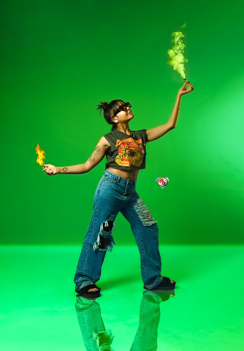 brianichole__'s tweet photo. Lets get high baby 🍃😮‍💨 https://t.co/4BIn1Grkqf
