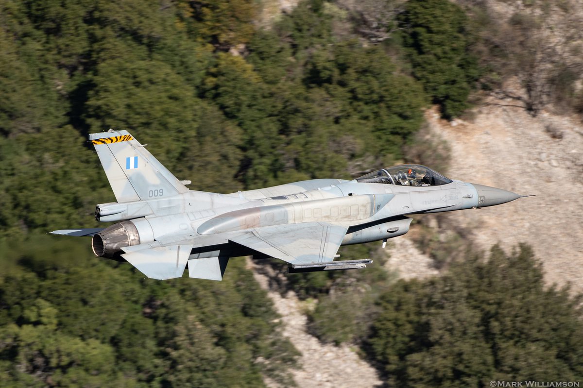 335 Tiger SQN F16 rocking some CFTs low level, which was great to catch. The Hellenic air force paint schemes are just lovely. #Iniochos24 #Greece