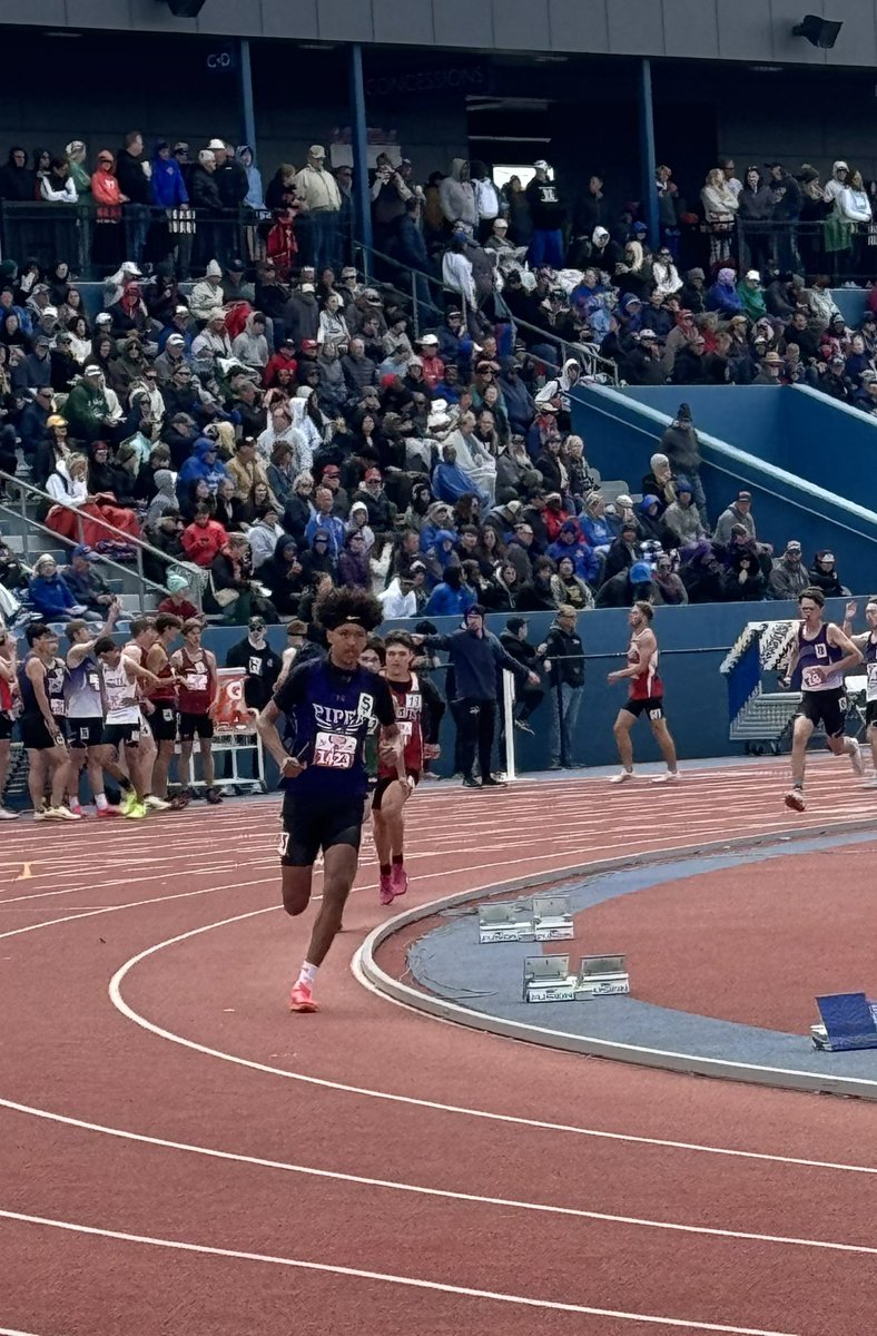 Great run, proud of this youngman.  <a href="/DjThomas1072/">Dj Thomas</a> !!! <a href="/Piper_Track/">Piper Track & Field</a>