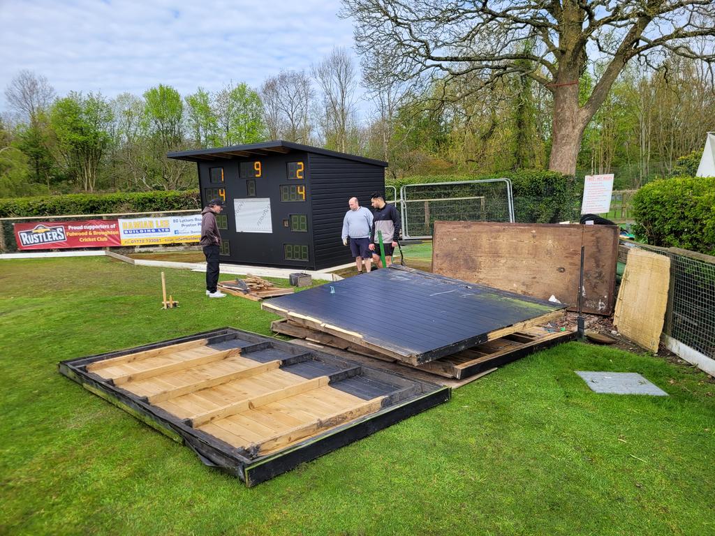 cgunn68's tweet photo. Mixed emotions today: goodbye to the old faithful and welcome to the new kid on the block. Memories... #Cricket #cricketlovers https://t.co/ZxXHYW1y9z