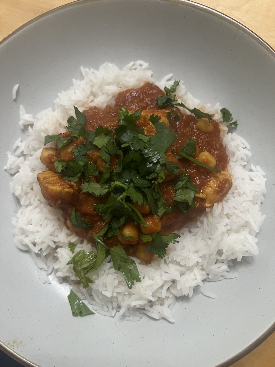 Chicken and chickpea curry, lads.