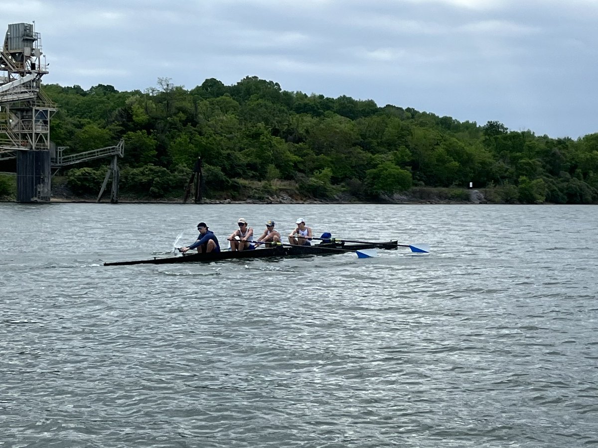 McCallieCrew's tweet photo. McCallie 3V4+: 5:44.9
Baylor 3V 4+: 5:54.5 https://t.co/MJjOTJuzTT