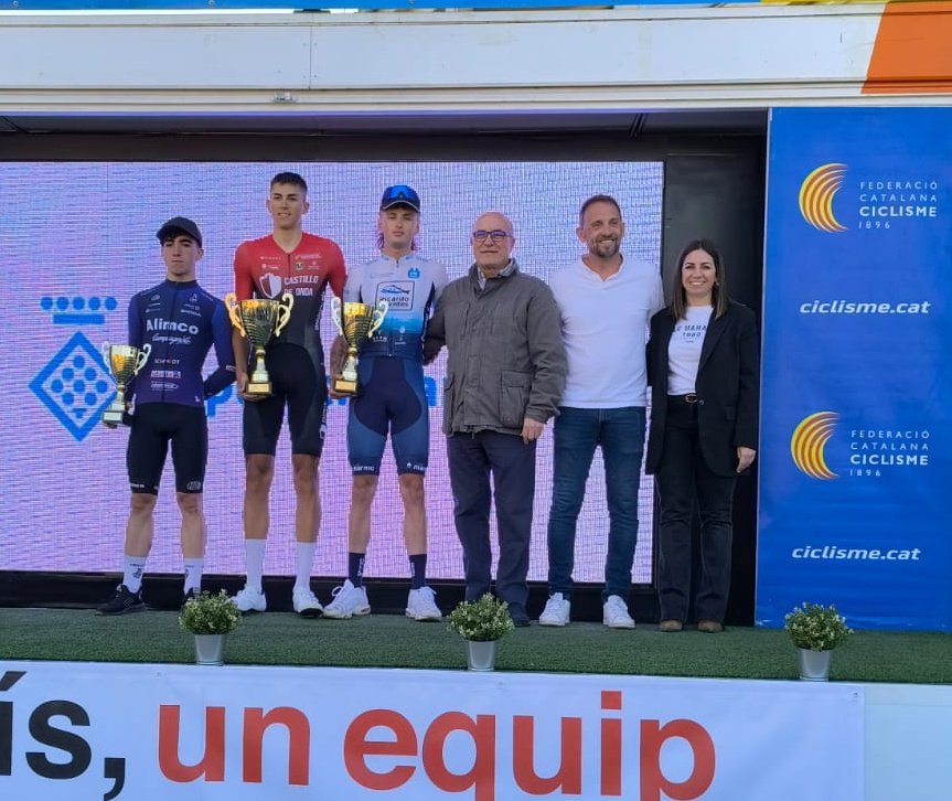 #Trofeu15deabril Trabajado podio para José María Pina en La Canonja, que sigue completando un año muy regular, siempre entre los mejores. Juanjo López y Luis Lajarín también acabaron en el grupo delantero.