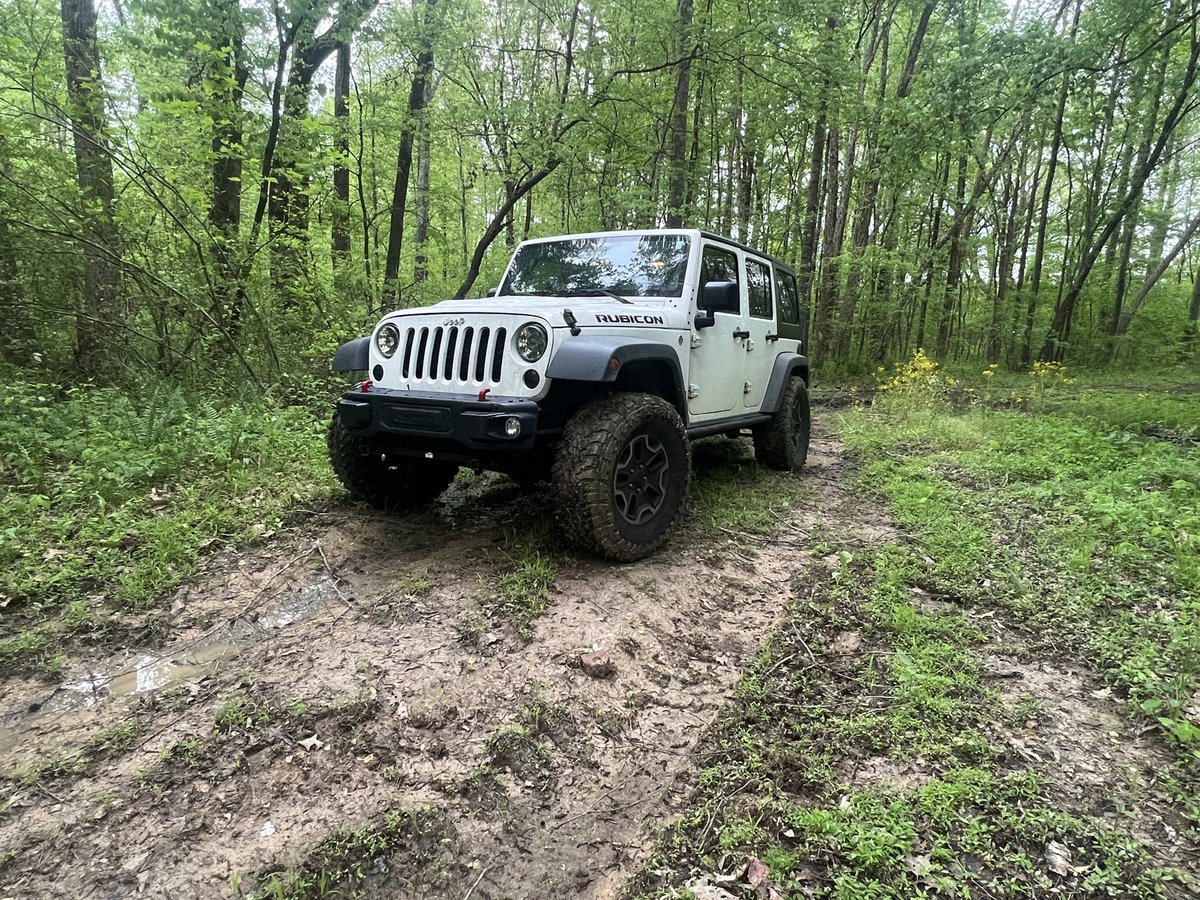 Jeeps love to go Turkey Hunting 🧸❤️🦃