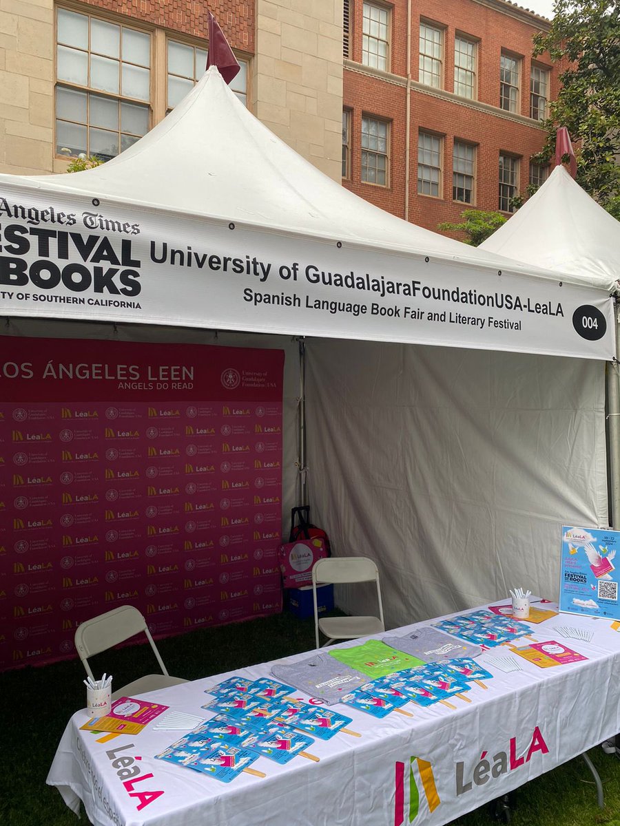 Ya estamos presentes y listos en @latimesfob 📚 ¡Te esperamos hoy desde las 10 a 6pm y mañana domingo 21 de 10 a 5pm! En el Booth #004 cerca del stage de Latinidad✨ No faltes, habrá muchas actividades y sorpresas👀 #leala #festivalbook #librosenespañol #literatura #losangeles