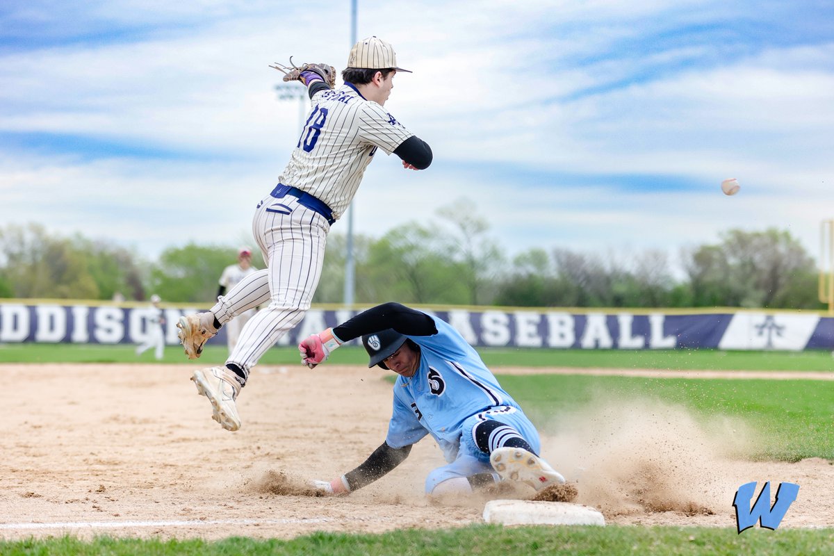 District 88 showdown --> Willowbrook over Addison Trail @ AT! Jory Crocker complete game shutout. @WB_ATHLETICS @WB_Baseball1 📸piehousesix.com/041824