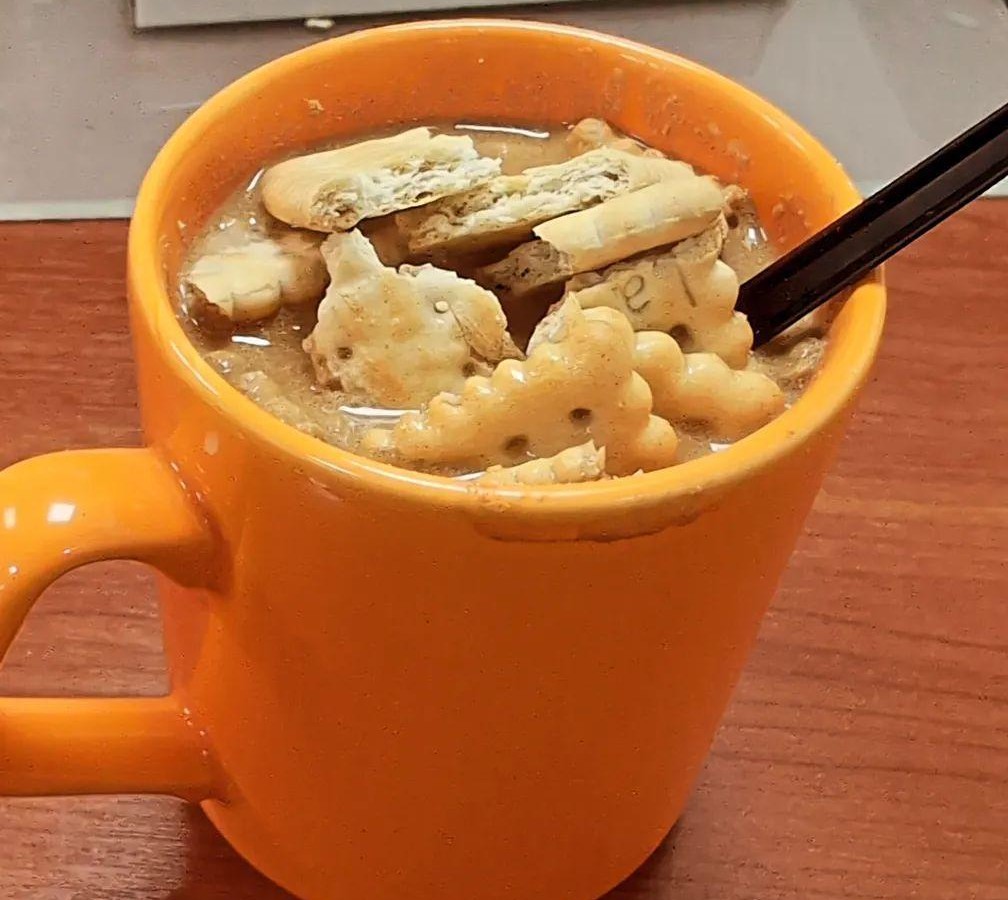 IanMoncayo's tweet photo. Si no has probado Café con galletas de La Universal, no sabes nada 🤤🤤 https://t.co/SkWOxk7a2r