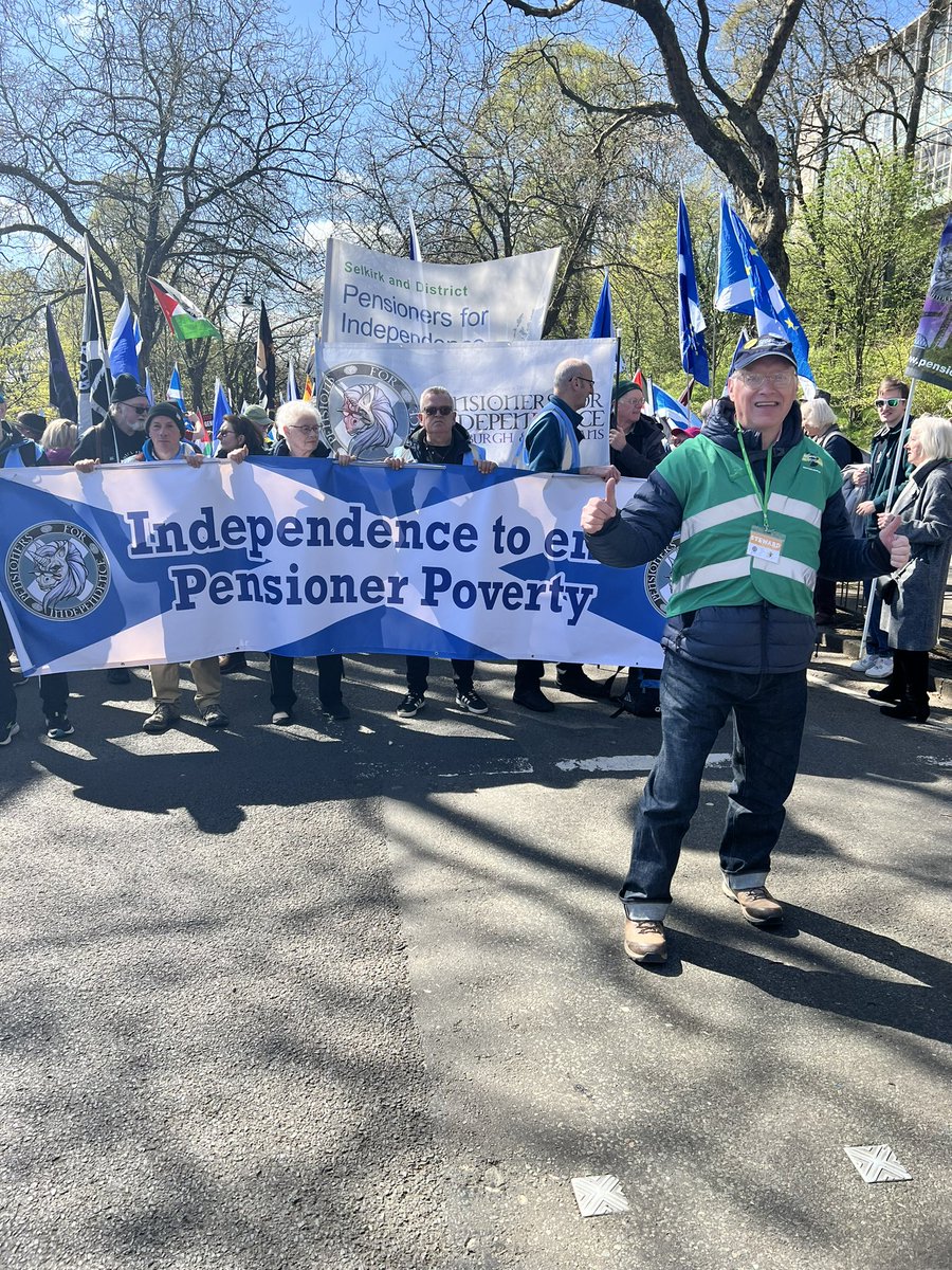 #indyref2 #EndPensionerPoverty I also met some pro indy WASPI women who were out marching today and I will reiterate, we need #JusticeforWaspiWomen