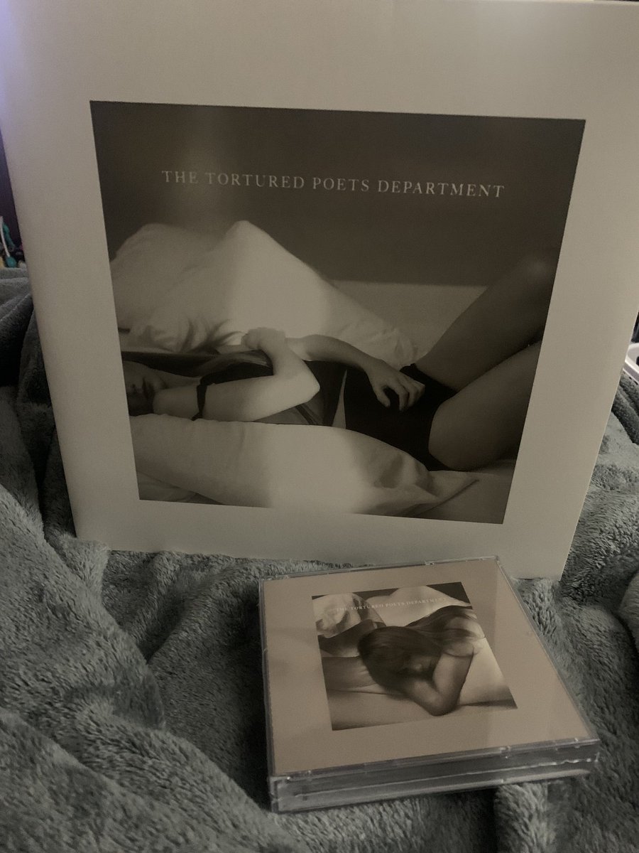 Isn’t that the most beautiful thing you’ve ever seen? 🤩
Don’t worry I’ve got a few more variants still on the way 😁
#TSTTPD #TTPDTheAnthology #TTPDBoardMeeting 
<a href="/taylornation13/">Taylor Nation</a> <a href="/taylorswift13/">Taylor Swift</a> <a href="/jackantonoff/">jackantonoff</a> <a href="/aaron_dessner/">Aaron Dessner</a> <a href="/PostMalone/">Post Malone</a> <a href="/florencemachine/">Florence + the Machine</a>