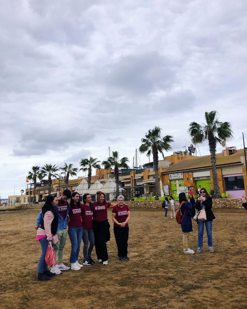 Regmurcialimpia's tweet photo. En Mazarrón hemos hecho una actividad de #reconexionconlanaturaleza y hemos difundido los #proyectossolidarios del #cuerpoeuropeodesolidaridad con nuestra #voluntarialocal del #CES @InjuveSpain @mundojovenRM @AytoMazarron @UMU https://t.co/jnGujmhk6w https://t.co/qs7d3H9YG9