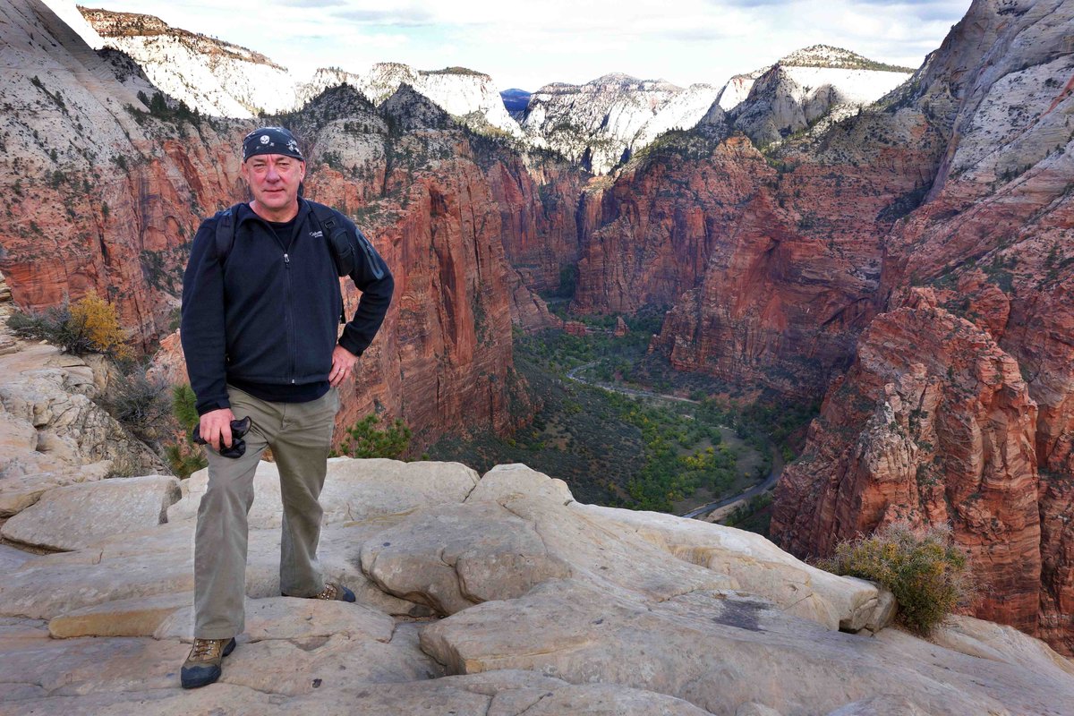 RushHistory2112's tweet image. It’s #NationalParkWeek 🌋🌄🌲🦬
What National Parks have you been to?   

And there was no better Ambassador for the National Parks other than our own #NeilPeart #Pratturday

You can read one of The Professor's adventures on his blog here neilpeart.net/archived-blog/
#RushFamily