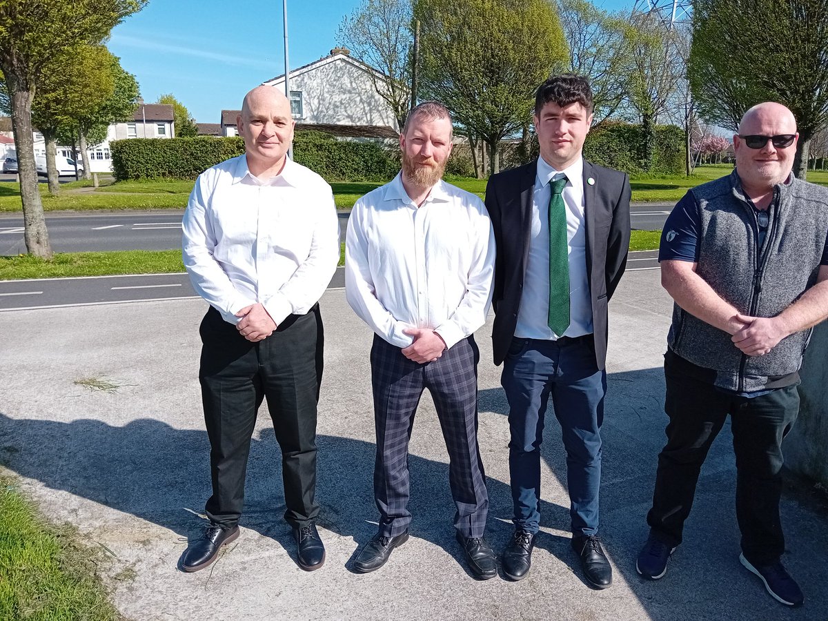 Absolutely beautiful day today for some canvassing around the Palmerstown - Fonthill LEA in Clondalkin with @moorsey100 and two of the Irish nationalist legion. 

Like seemingly everywhere, they're not one bit happy with the gov. Irish people first was a well received message.