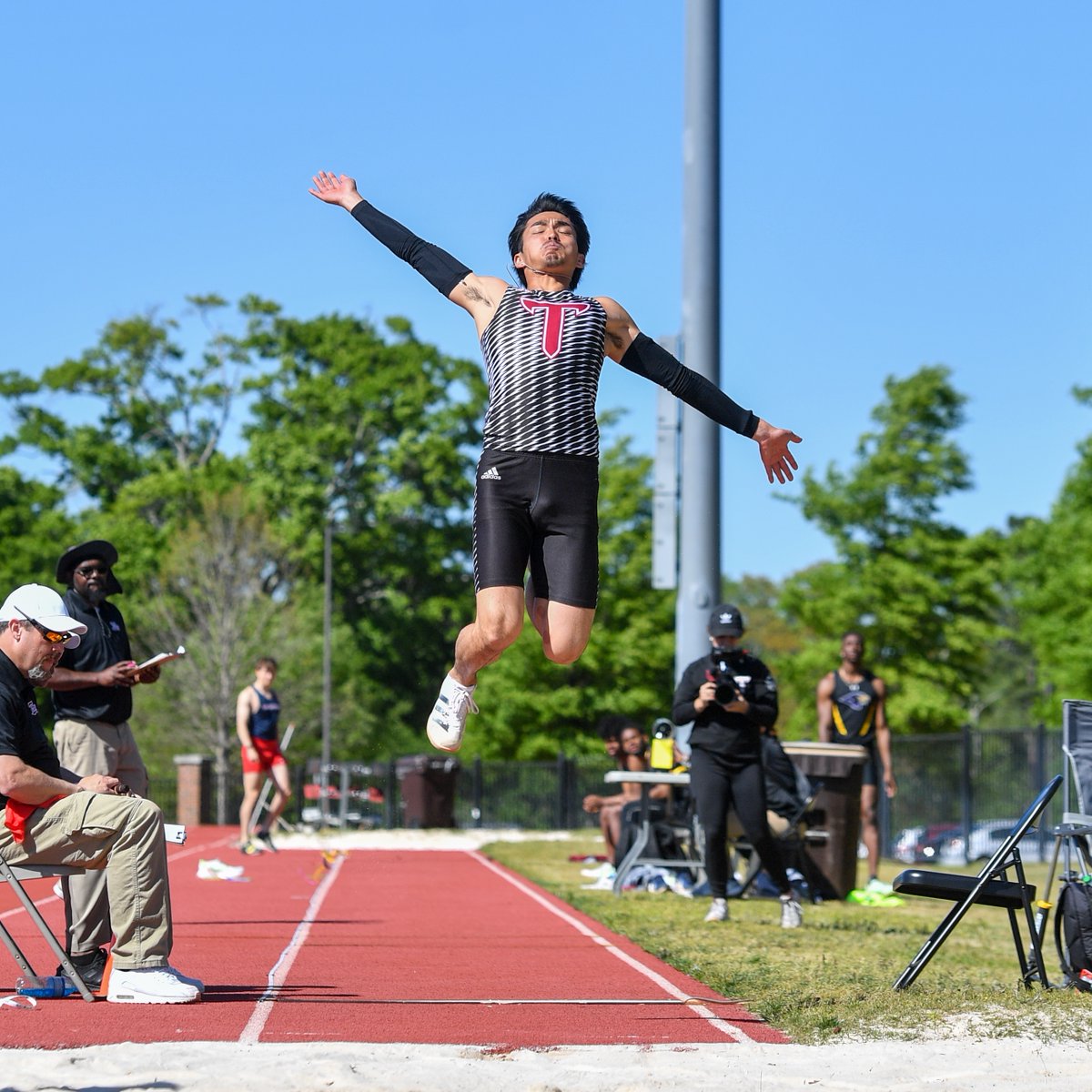 𝗧𝗮𝗸𝗶𝗻𝗴 𝗙𝗹𝗶𝗴𝗵𝘁. For the second consecutive week, Haruki Sakai takes home first place in the men's long jump with a mark of 7.33m! #OneTROY⚔️