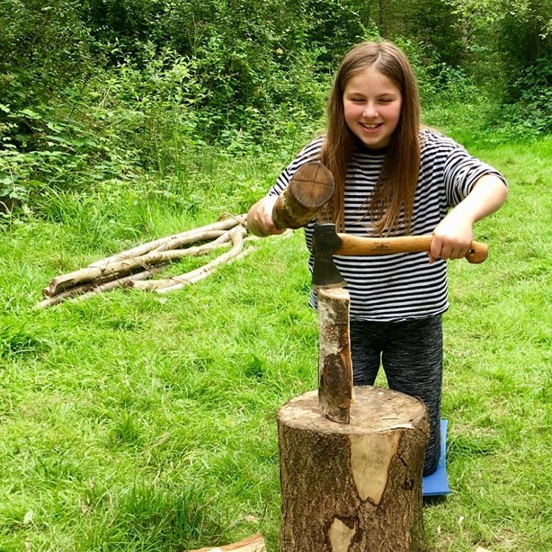 TindersticksCIC's tweet photo. Join us at Eastbrookend Country Park for our upcoming Teen Forest School! These outdoor sessions are designed for 12-16-year-olds who are home educated. First session will be on Tuesday 14 May from 10.30am to 12.30pm. Cost is £5 per child, (+booking fee) https://t.co/DrDvvX0Uy3 https://t.co/009BO17rUd
