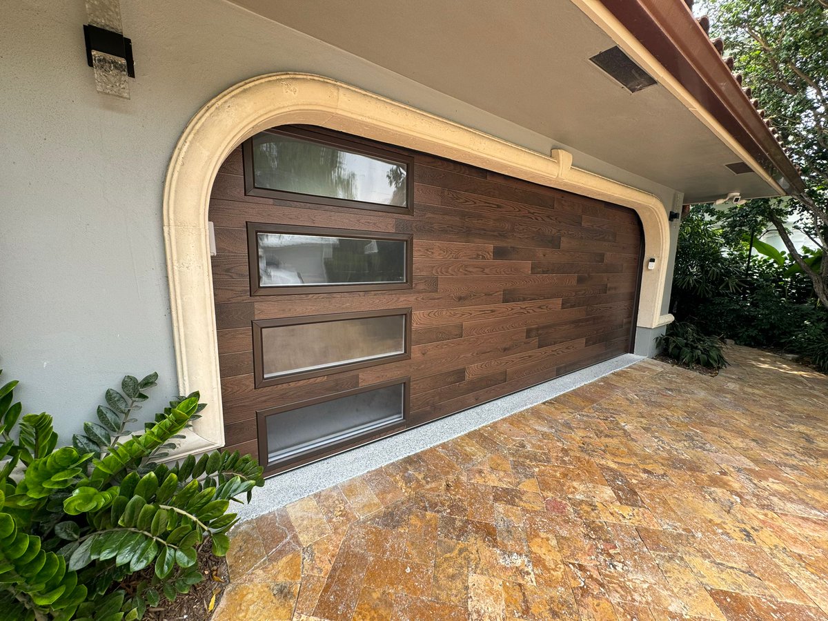 Taking a moment to recognize the sheer beauty of these doors and the skilled dealers that installed them. Want to know where to find a dealer in your area? Check out our amazing dealers at: bit.ly/3wNJ2dC #ClopayGarageDoor #CurbAppeal #DealerShoutOut