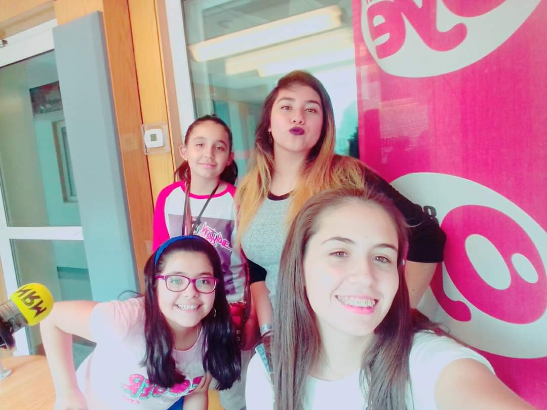 soymarisolglz's tweet image. Volver a escuchar #OyeLaZonaCoder me hizo regresar a este maravilloso dia🥺😭❤️ @OYELAZONACODER @CD9